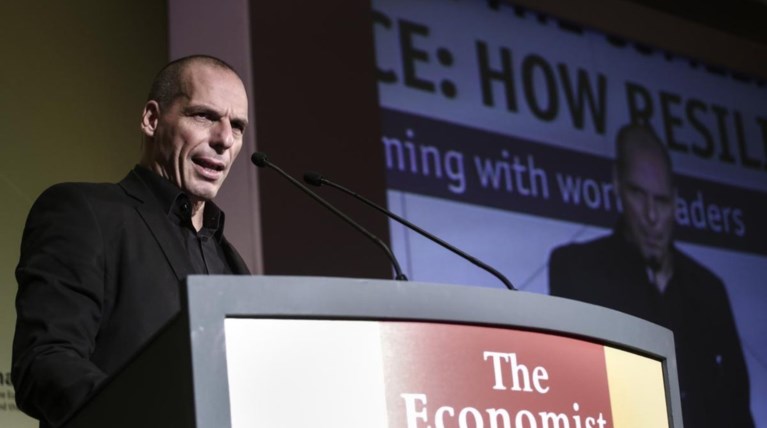 Βαρουφάκης: Σκέψεις για μετάθεση πληρωμής της ΕΚΤ