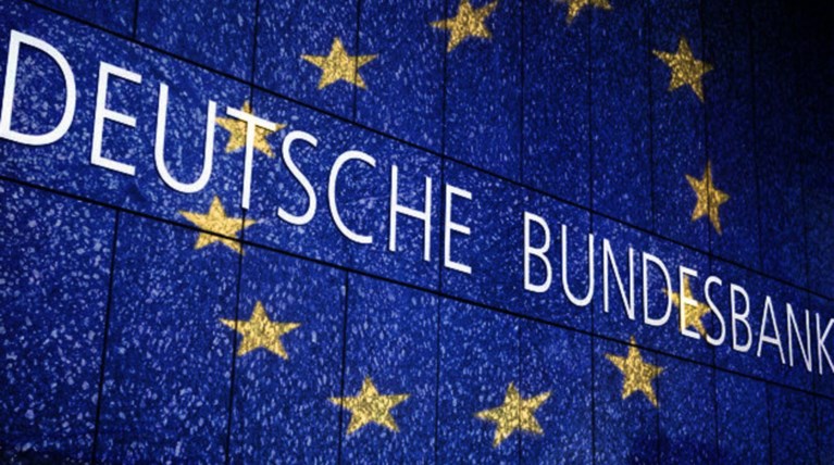 Με κίνδυνο χρεοκοπίας προειδοποιεί η Bundesbank