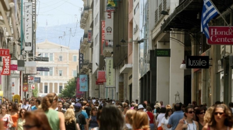 Διάσταση κυβέρνησης και εταίρων για τον ΦΠΑ