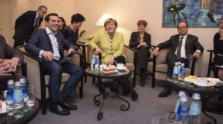 Τσίπρας: Δείξτε ευελιξία να πάμε άμεσα σε συμφωνία