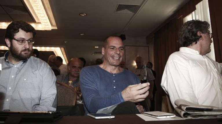 Το Άγιο Πνεύμα του Βαρουφάκη: Για όλα φταίει ο Τύπος