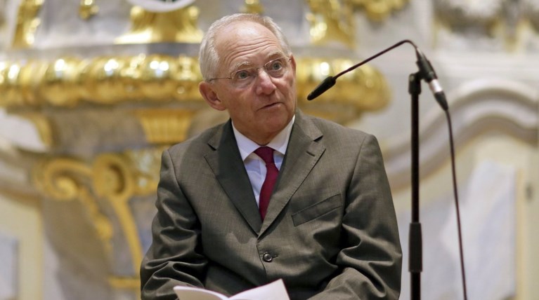 Σόιμπλε:Άλλα ακούμε από την Αθήνα,άλλα από τους θεσμούς