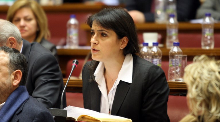 Προκαλεί η Παναρίτη: Λυπάμαι για τους χαρακτηρισμούς