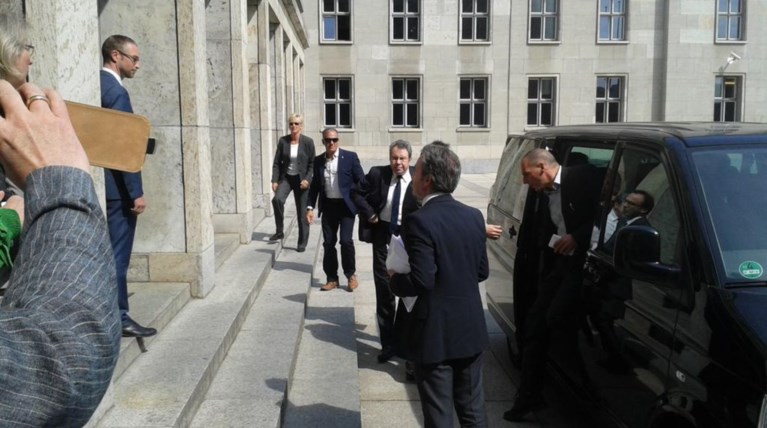 Σε εξέλιξη η συνάντηση  Βαρουφάκη - Σόιμπλε στο Βερολίνο