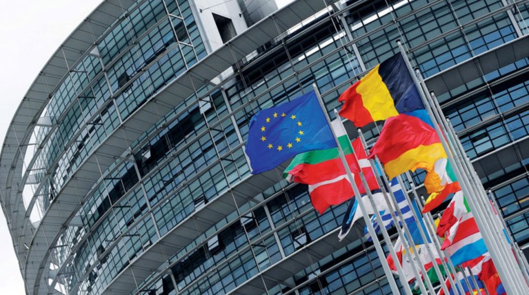 WSJ: Επέκταση του προγράμματος πρότειναν οι πιστωτές