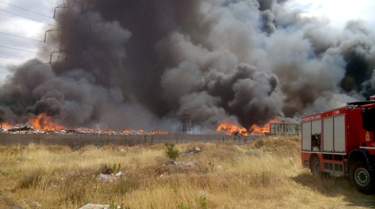 Πνίγεται η Αττική από τοξικό νέφος γιατί δεν υπάρχουν λεφτά...