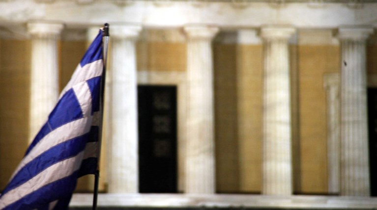 NYT: Η ελληνική παγίδα και η άσκηση του παραλόγου