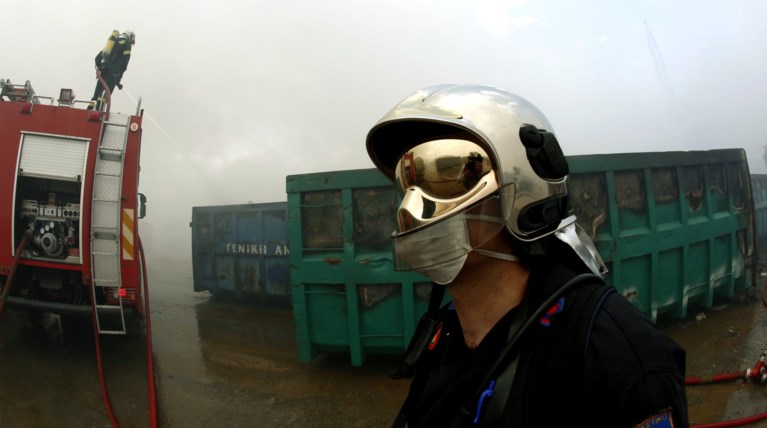 Κατεπεἰγουσα εισαγγελική έρευνα για την πυρκαγιά στο εργοστάσιο ανακύκλωσης