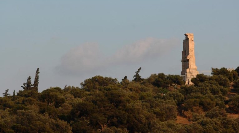 ΣτΕ: Ελεύθερες οι νυχτερινές βόλτες σε Πνύκα και Φιλοπάππου