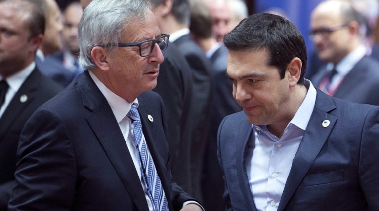 Tο μπαλάκι στον Γιούνκερ για τη γεφύρωση των διαφορών