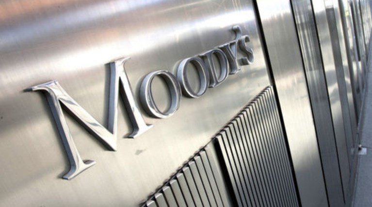 Moodys: Μικρός ο κίνδυνος μετάδοσης της ελληνικής κρίσης στην Ευρωζώνη
