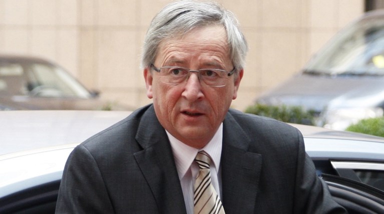 Βόμβα Γιούνκερ: Η κυβέρνηση δεν λέει την αλήθεια στο λαό