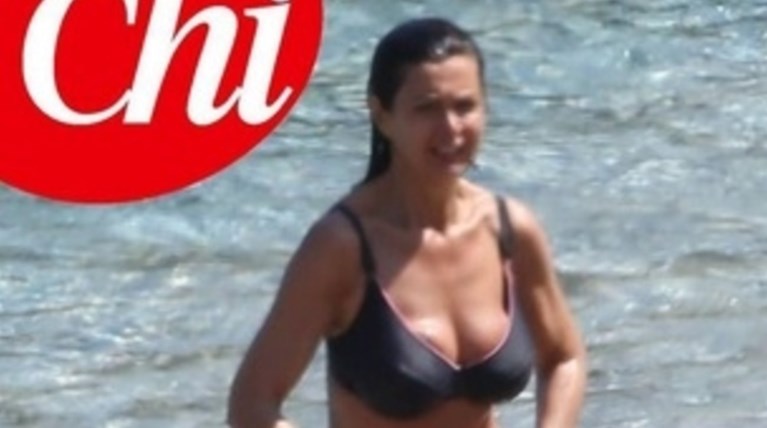 Αριστερή αλληλεγγύη με... μπικίνι από την πρόεδρο της ιταλικής Βουλής