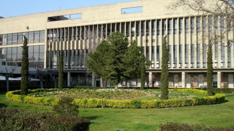 Κομπίνα δεκάδων εκατομμυρίων ευρώ με καθηγητές του ΑΠΘ