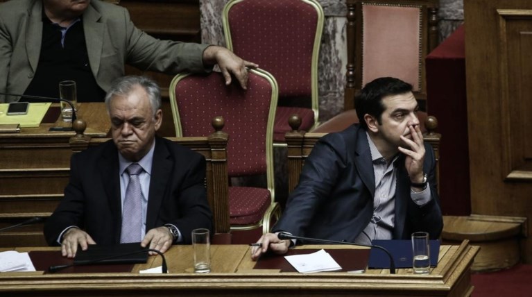 Σαρωτικός ανασχηματισμός αμέσως μετά τη συμφωνία