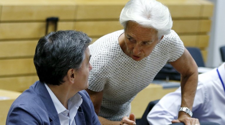 Αντιφατικά μηνύματα από το Eurogroup