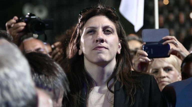 Politico: Εχει τη δυνατότητα η Ζωή να μπλοκάρει τη συμφωνία;