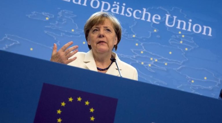 Το 55% των Γερμανών επικροτεί τους χειρισμούς της Μέρκελ για την Ελλάδα