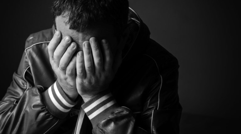 Έλληνας ηθοποιός ομολογεί: «Ο αδελφός μου σκοτώθηκε μπροστά στα μάτια μου»