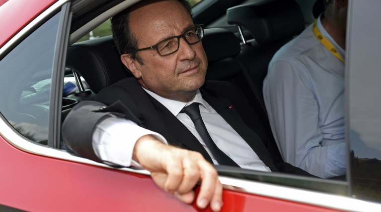 Ολάντ: Η οικονομική και νομισματική ένωση πρέπει να επανιδρυθεί