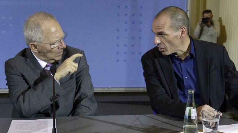 Euractiv:Ο Σόιμπλε ήταν έτοιμος να «λαδώσει» με 50 δισ. για να γίνει Grexit