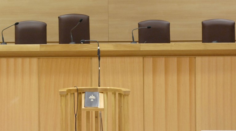 Η δικαιοσύνη «ψάχνεται» για το plan B του Βαρουφάκη