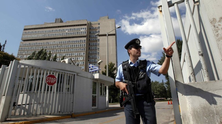 H EYΠ  ψάχνει ποιοι χάκαραν τα e-mails 15.000 Ελλήνων και το κίνητρό τους