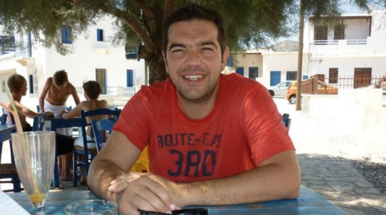 Τα μπάνια του δεκαπενταύγουστου για τους πολιτικούς αρχηγούς