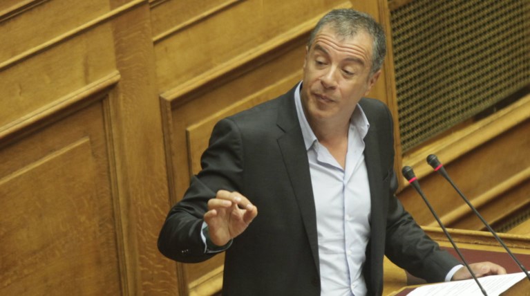 Είστε οι πολιτικάντηδες που λέτε ψέμματα για να πάρετε την εξουσία