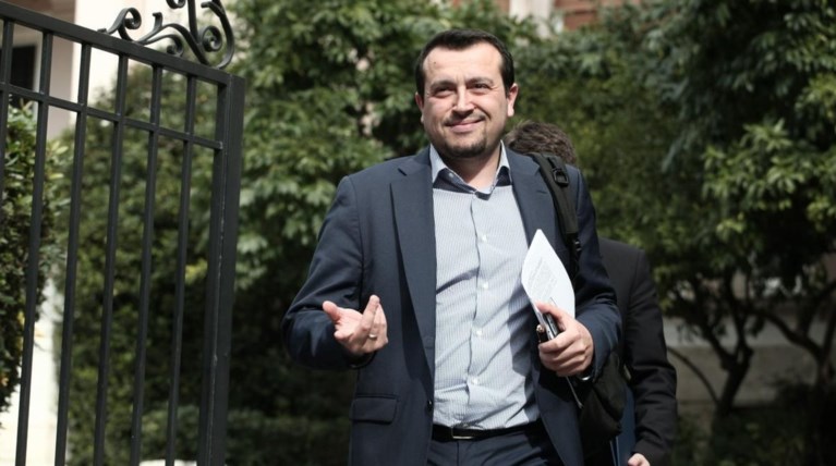 Παππάς: Λαφαζάνης - Σόιμπλε θέλουν Μνημόνιο και δραχμή