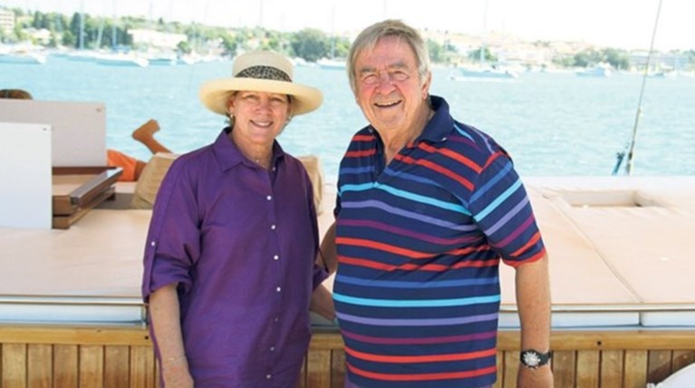 Αμερικανικό δημοσίευμα: Γιατί ο τέως ζει σαν κοινός θνητός στην Ελλάδα;