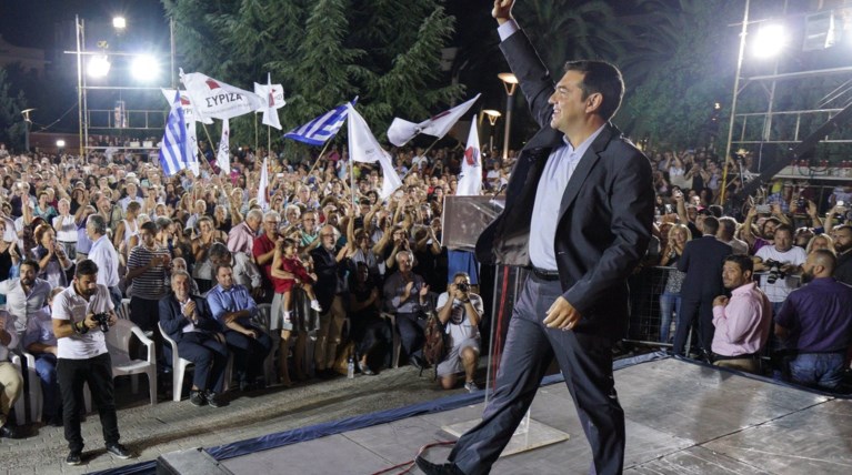 Πόλωση στα άκρα με στόχο τη συσπείρωση του ΣΥΡΙΖΑ