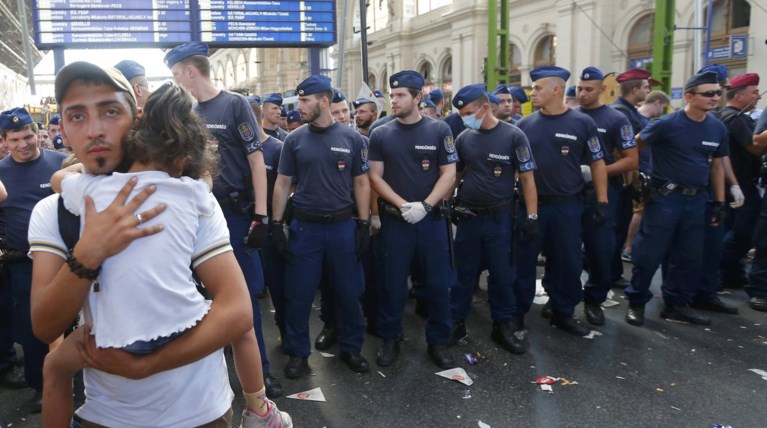 Επαναφέρει τους ελέγχους στα σύνορα με την Αυστρία η Γερμανία