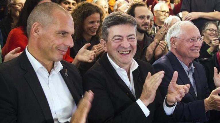 Με σφυροδρέπανο στο πέτο εμφανίστηκε ο Γιάνης στα 80χρονα της Humanite