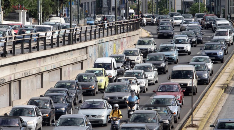 Eπιστρέφονται άδειες οδήγησης & πινακίδες λόγω εκλογών