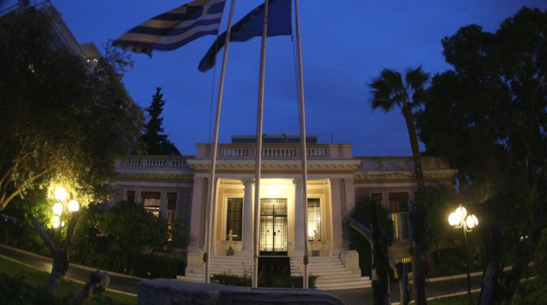 Αρχισαν τα σενάρια για τις κυβερνητικές συνεργασίες