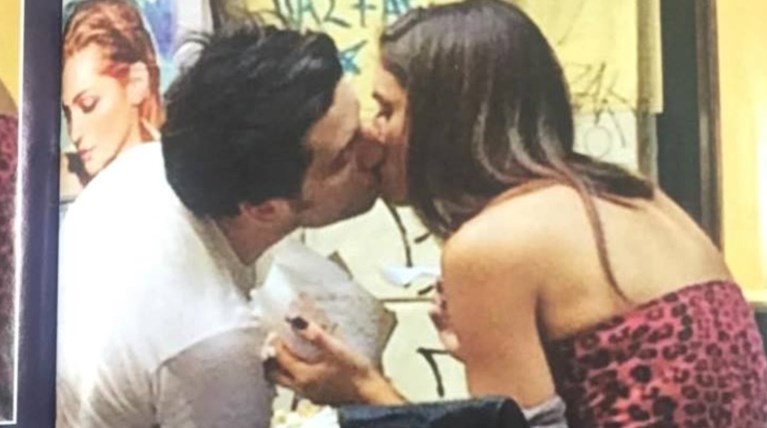 Τα «καυτά» φιλιά της Συνατσάκη με τον νέο σύντροφό της