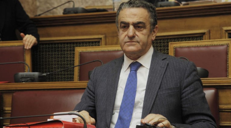 Εμπρησμός τα ξημερώματα στο πολιτικό γραφείο του Χαράλαμπου Αθανασίου