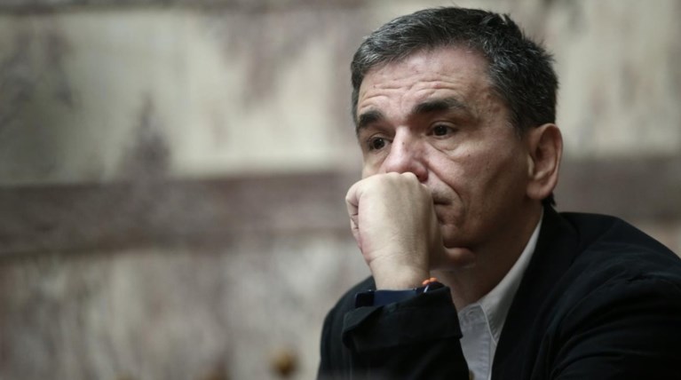 Υφεση 2,3% για το 2015 προβλέπει το σχέδιο προϋπολογισμού