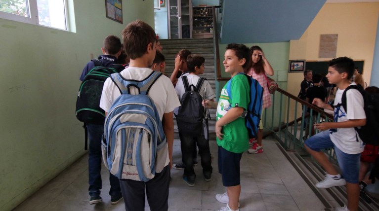 Το απόλυτο αλαλούμ με τον ΦΠΑ 23% στα σχολεία