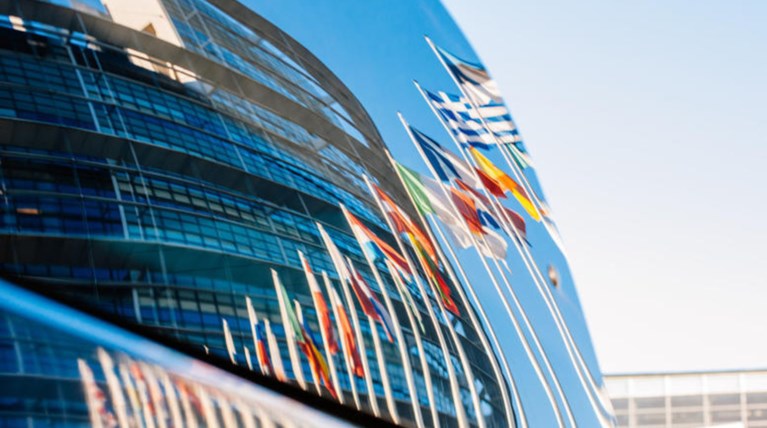 Reuters: Τελευταία εβδομάδα Οκτωβρίου έρχονται οι θεσμοί