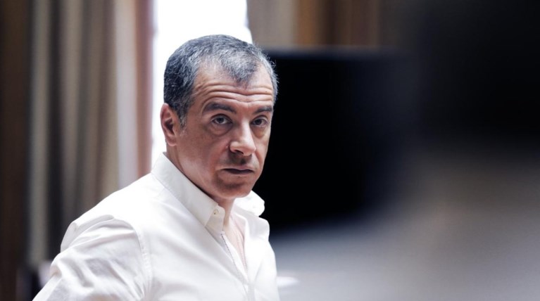 Ο Θεοδωράκης κατηγορεί το Μαξίμου για «γκεμπελισμό»