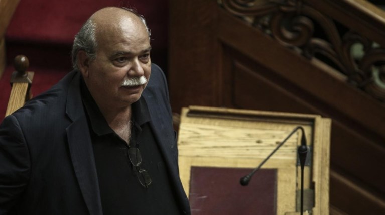 Μείωση 10% στη βουλευτική αποζημιώση σχεδιάζει ο Βούτσης