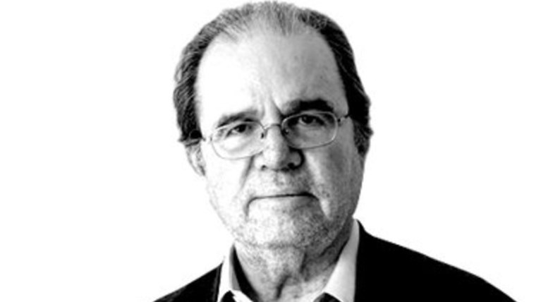 Το μαχαίρι και το πεπόνι