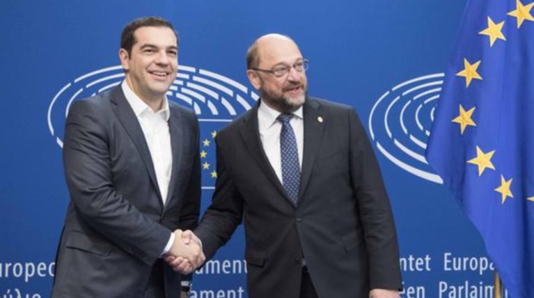 Τι είπαν Τσίπρας και Σούλτς στις Βρυξέλλες