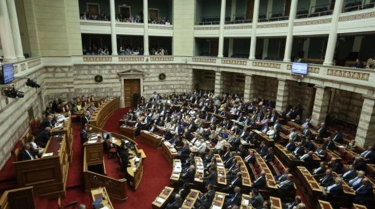 Live η συζήτηση του Πολυνομοσχεδίου στην Ολομέλεια