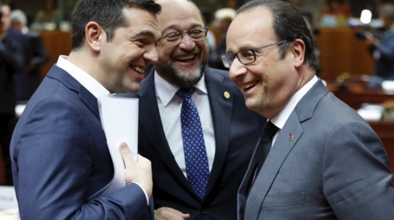 Το Μαξίμου προσβλέπει ξανά στον Ολάντ για το θέμα τους χρέους