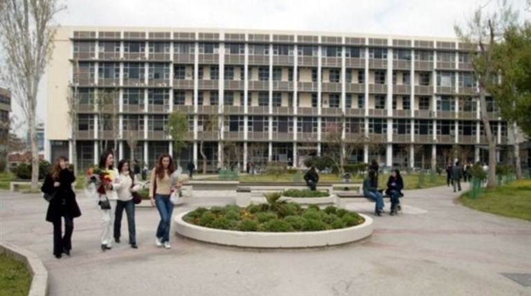 Πρυτανεία του ΑΠΘ: «Είναι μία λύση» τα δίδακτρα στα Πανεπιστήμια