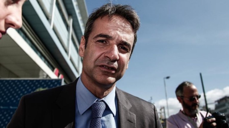 Υπογραφές κατά της νέας εισφοράς επαγγελματιών συλλέγει ο Κυρ. Μητσοτάκης