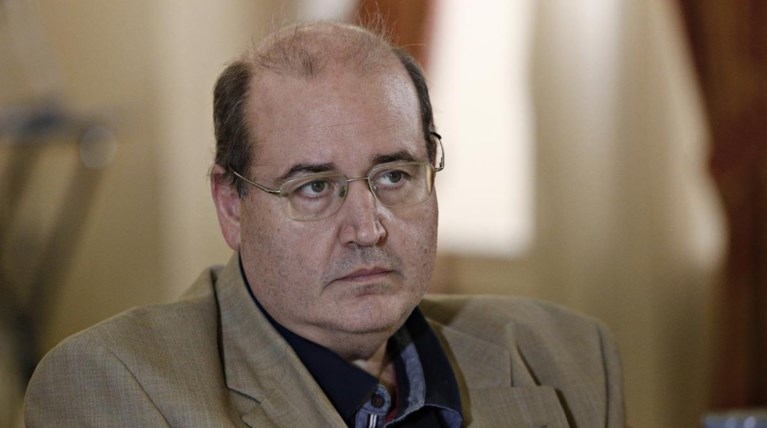 Φίλης: Πενταροδεκάρες ο ΦΠΑ 6 ή 13% στην εκπαίδευση